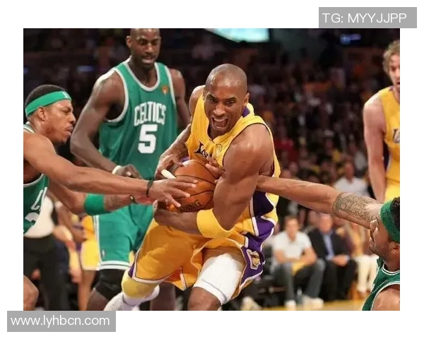 04年火箭与湖人经典对决回顾：传奇球星的巅峰对抗与历史瞬间